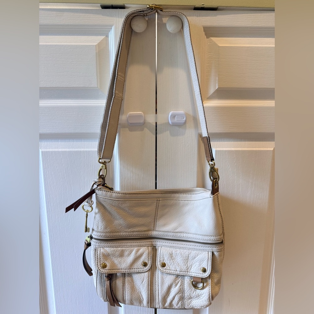 Fossil Cream Crossbody Bag with Pockets